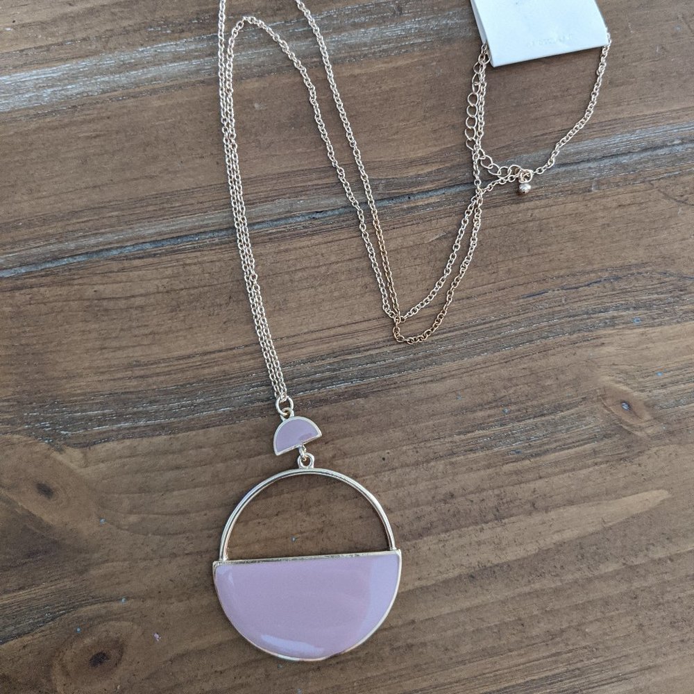 Influence Coral and Gold Circle Necklace